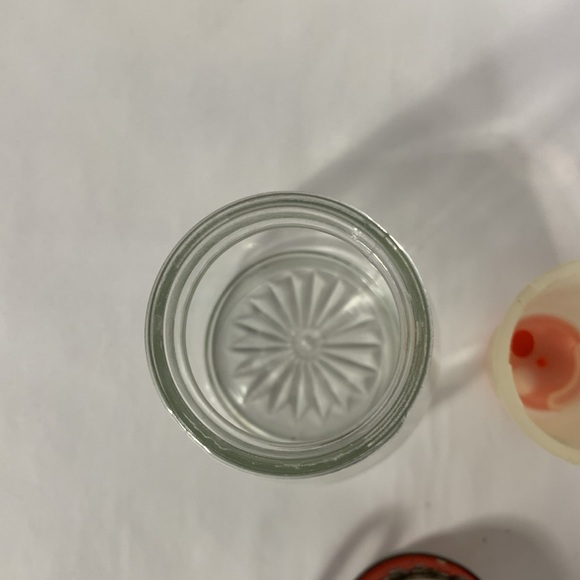 Vintage Glass Nut Spice Red Grinder Turnkey with Plastic Measuring Cup Lid - Picture 6 of 10